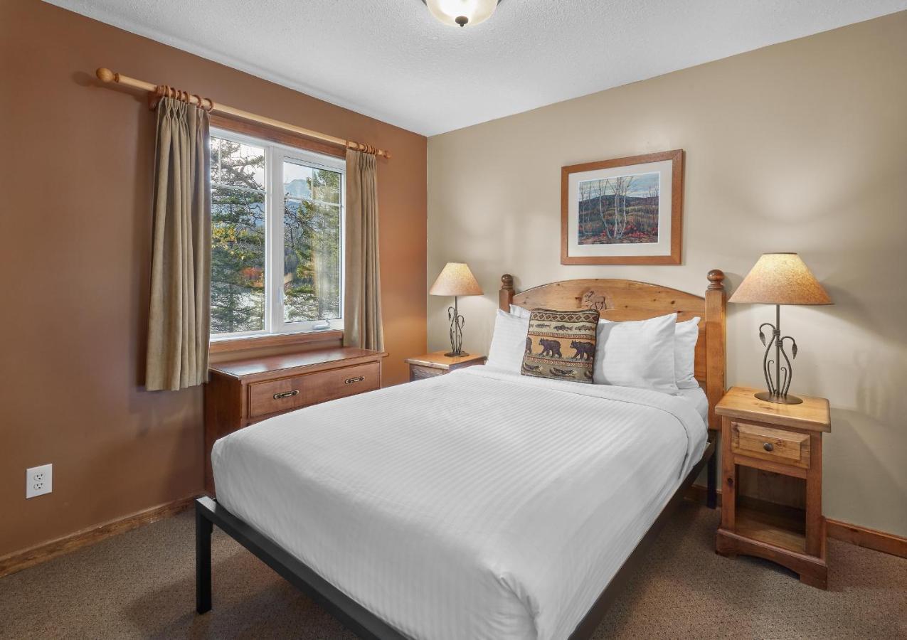 Patricia Lake Bungalows Jasper Bagian luar foto