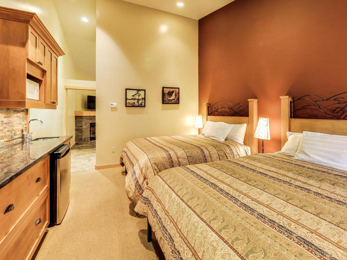 Patricia Lake Bungalows Jasper Bagian luar foto